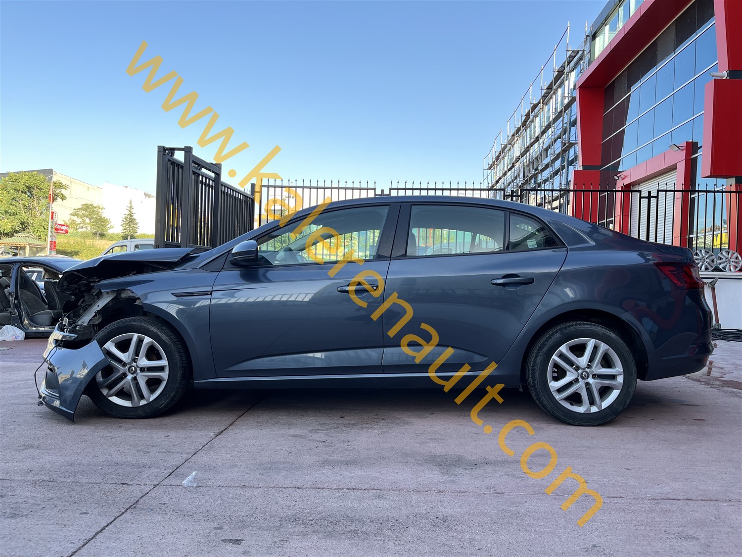 BROTECT (2 Stück Schutzfolie für Renault Megane 4 2020 Multimedia Easy 9.3 Displayschutz Folie Made in Germany, Ultra-Klar BROTECT (2 Stück Schutzfolie für Renault Megane 4 2020 Multimedia Easy 9.3 Displayschutz Folie Made in Germany, Ultra-Klar